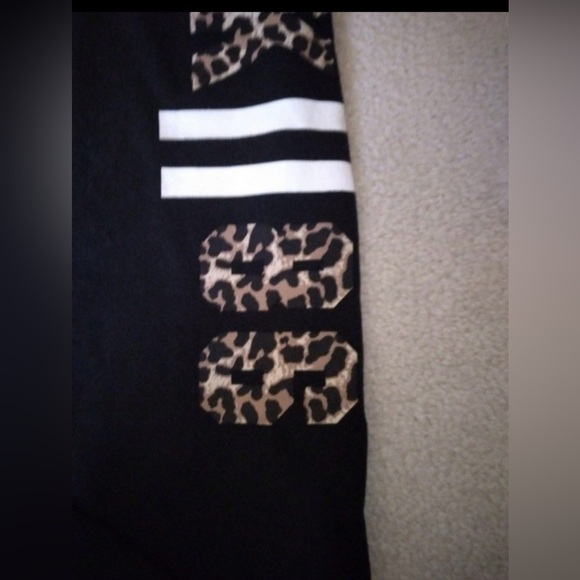 Vs pink leopard sweatpants-X-small NEW - Picture 3 of 7